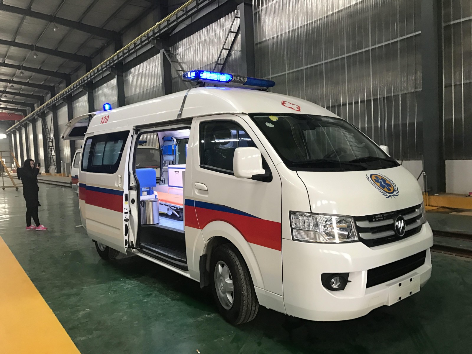 南县救护车转院